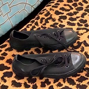 Black Women Converse